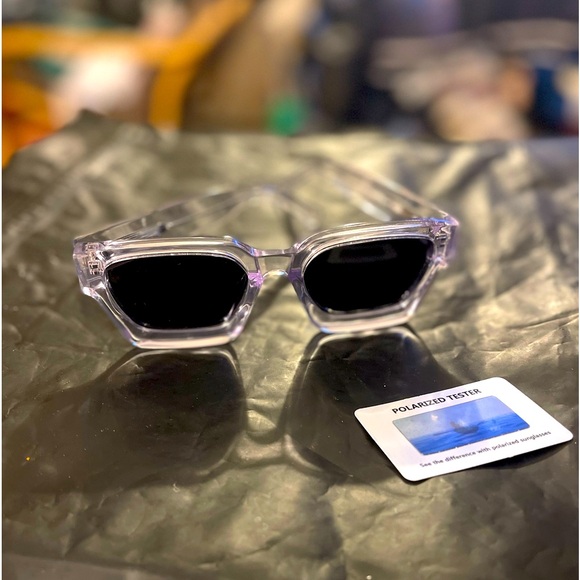 The Clear secret agent specs - Picture 3 of 8